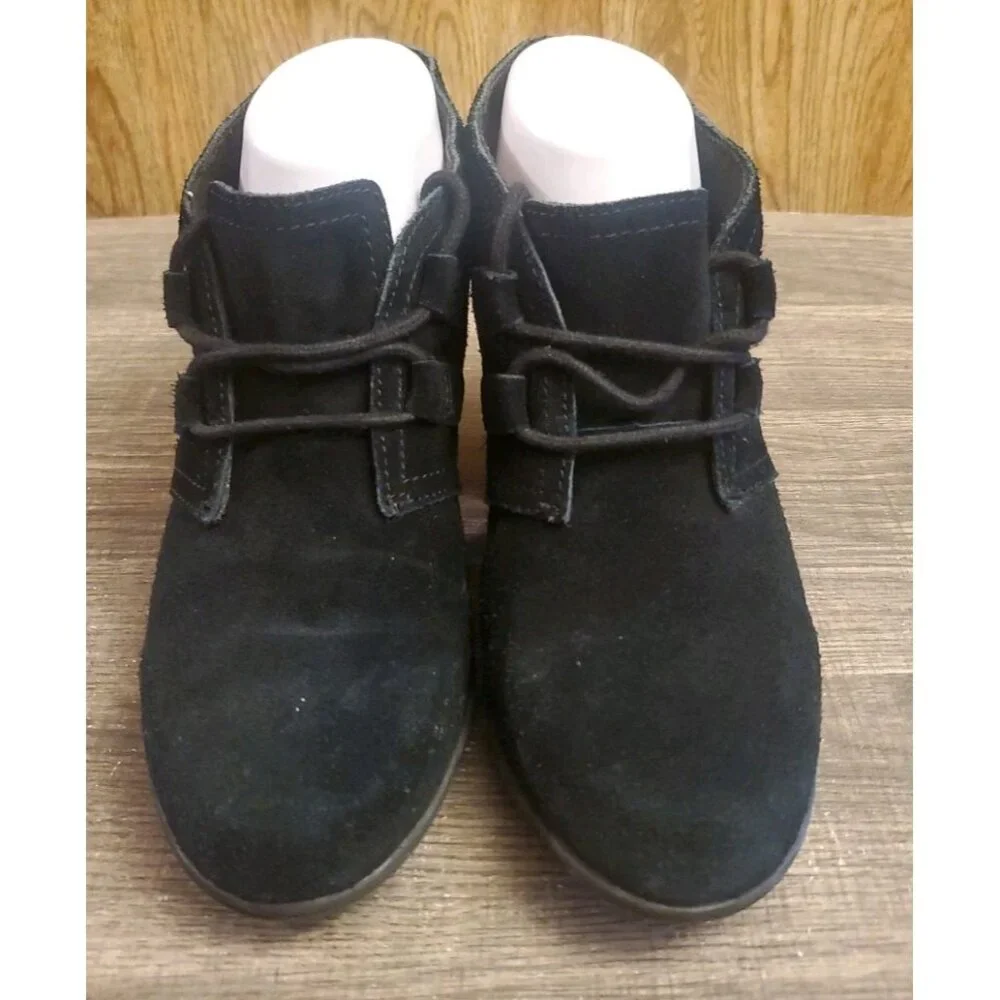 Clarks Artisan‎ Boots Womens Size 6.5 Black